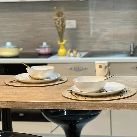 וילה Unique V With Pool בנקובאץ