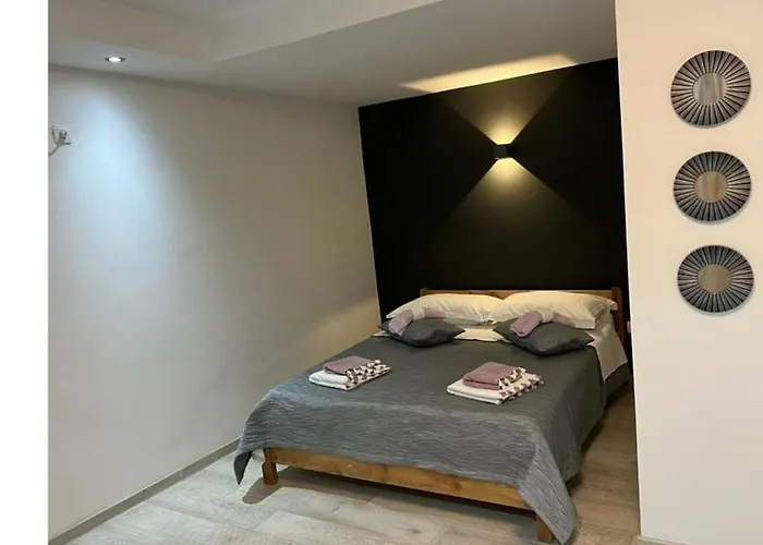 빌라 Unique V With Pool *