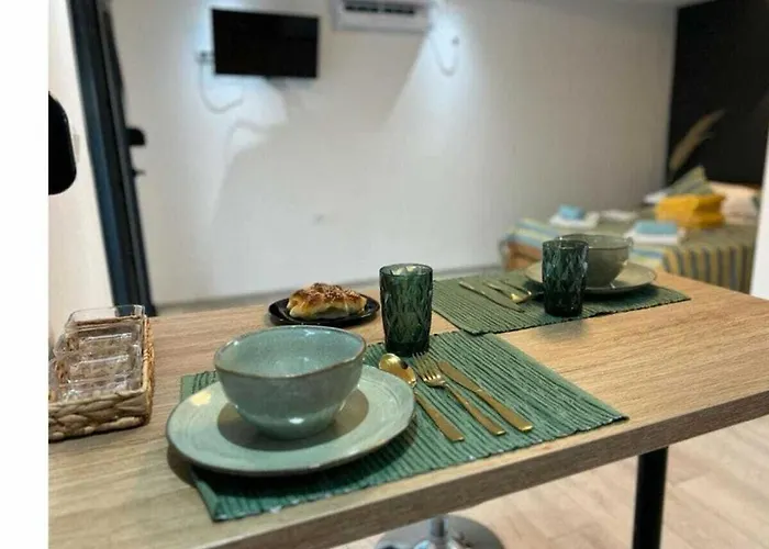 Unique V With Pool * Бенковац